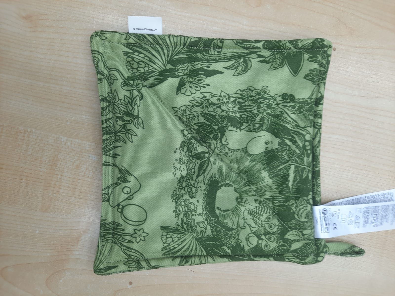 Bedsheet 9